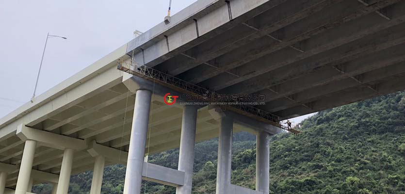 橋梁檢測(cè)車(chē)